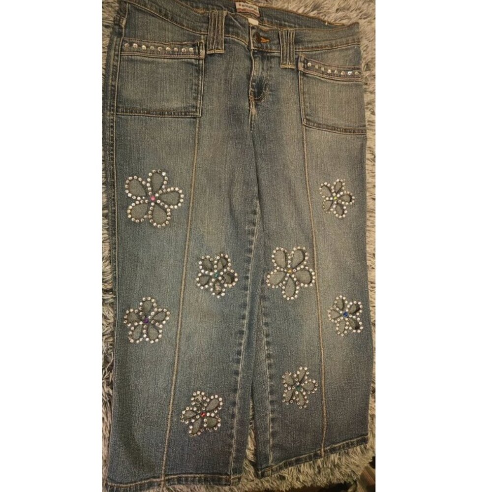 CUSTOM Capri, Cut-Out Jeans